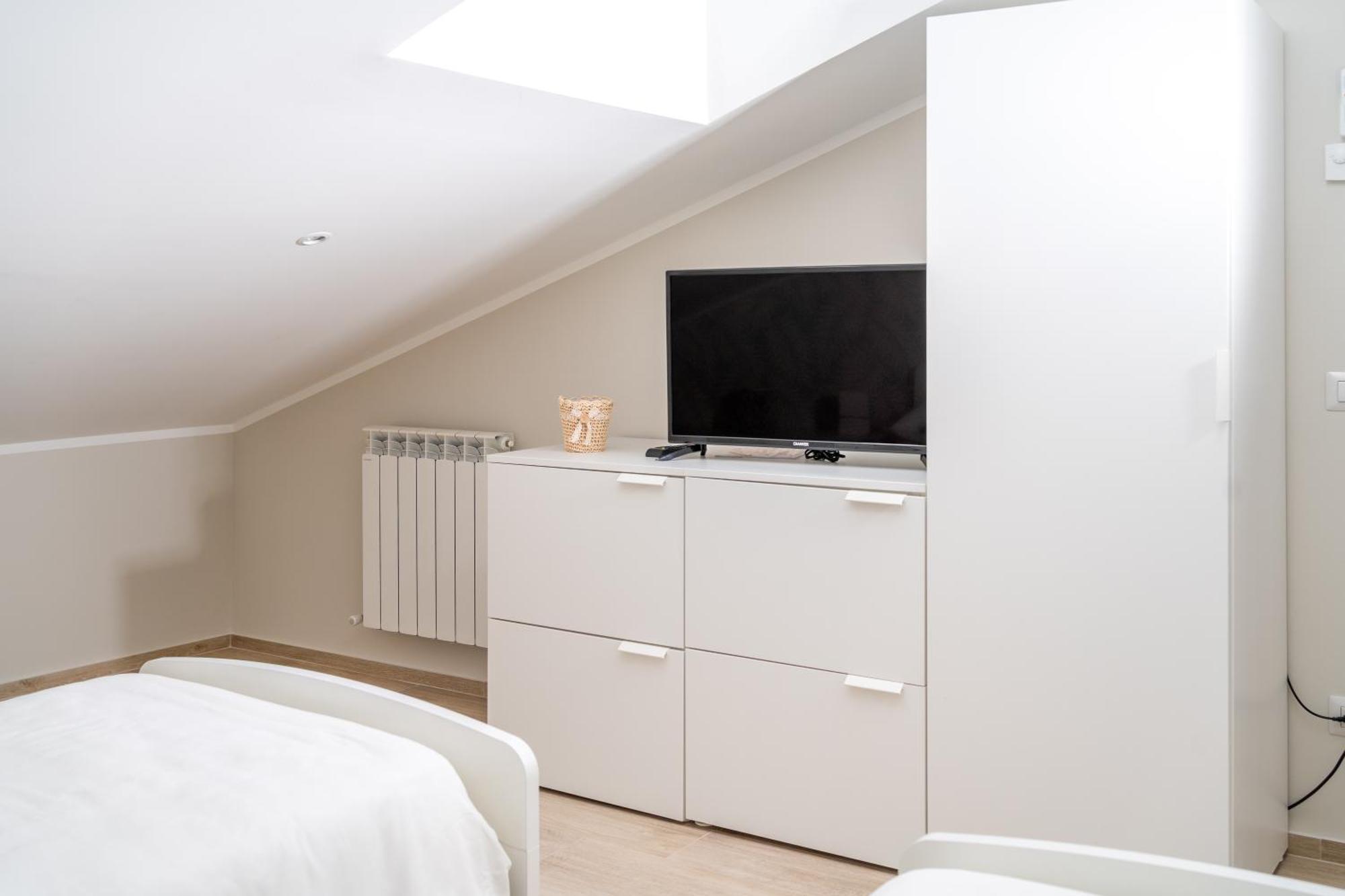 Otium Rooms / Camere E Appartamenti Morrovalle Exterior photo